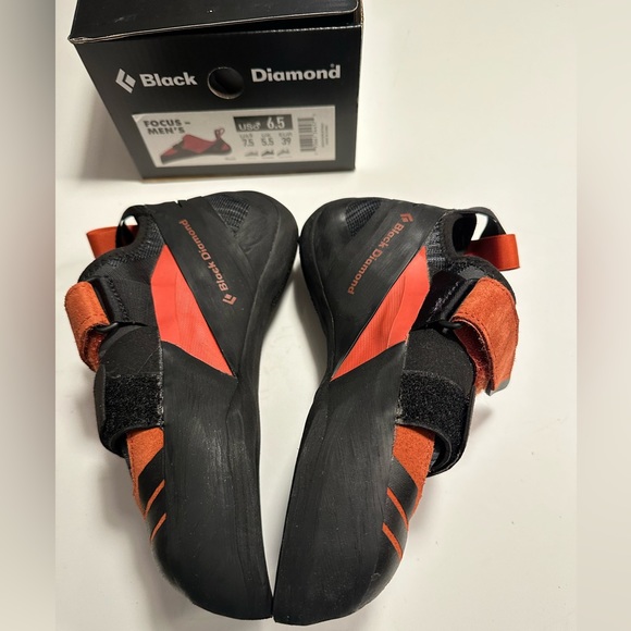 New Men’s 6.5 Climbing Shoes - Black Diamond Focus. - Picture 5 of 7
